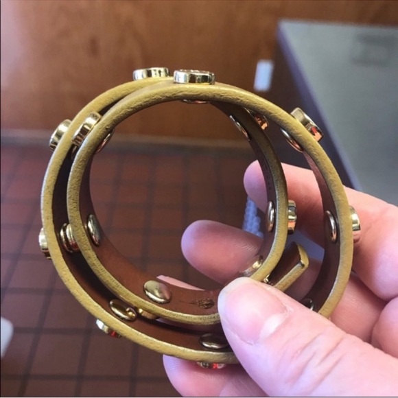 $95 Tory Burch Double Wrap Studded Logo Bracelet - Picture 8 of 9